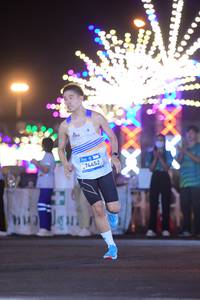 BIB: 74452
                            <button type="button" onclick="openModal(22927361)" class="btn btn-primary btn-sm float-right btn-popup" data-toggle="modal" data-target=".modal-high-quality">
                        <i class="fas fa-shopping-cart"></i> Add to Cart
                    </button>
                                            <button type="button" onclick="isThisMe(22927361, true)" class="btn btn-success btn-sm float-right btn-popup btn-isme hidden" data-toggle="tooltip" data-placement="bottom" title="นี่คือรูปของคุณใช่ไหม คลิกที่นี่เพื่อเอาเข้าอัลบั้ม">
                        <i class="fas fa-plus"></i> Add to album
                    </button>
                    <button type="button" onclick="isThisMe(22927361, false)" class="btn btn-warning btn-sm float-right btn-popup btn-isnotme hidden">
                        <i class="fas fa-ban"></i> Remove from album
                    </button>